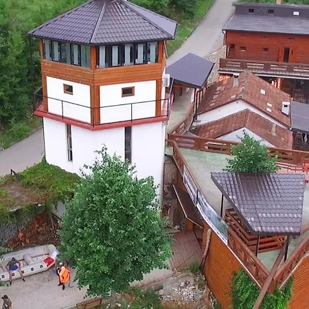 ホステル Dzajicaa Buk - Noahs Ark *