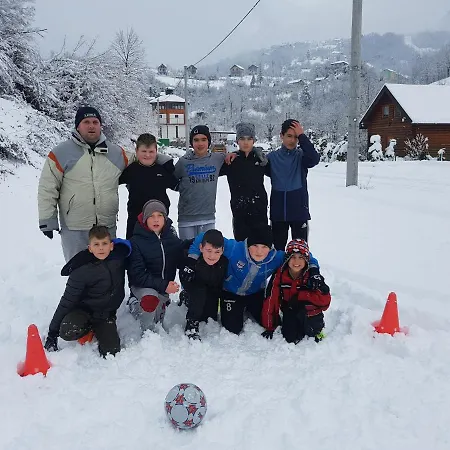 ホステル Dzajicaa Buk - Noahs Ark