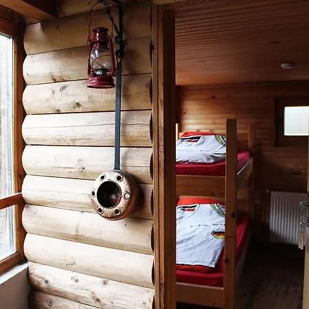 Hostel Dzajicaa Buk - Noahs Ark