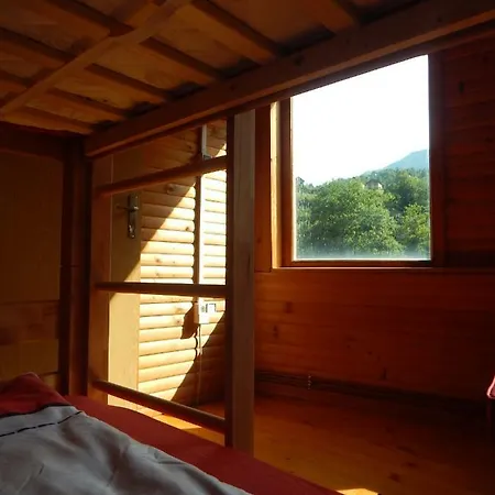 ホステル Dzajicaa Buk - Noahs Ark コニツ