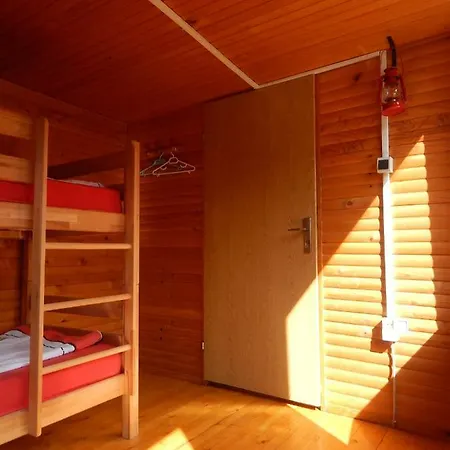 Dzajicaa Buk - Noahs Ark Hostel