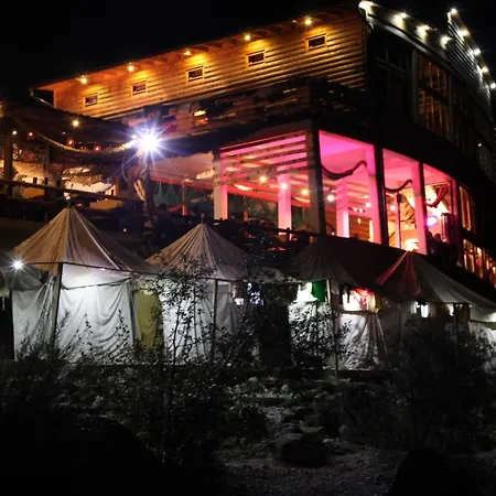 Dzajicaa Buk - Noahs Ark Hostel