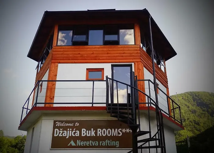 Dzajicaa Buk - Noahs Ark Hostel Konjic