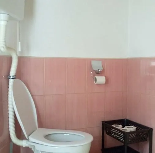 Hostel Dzajicaa Buk - Noahs Ark Konjic