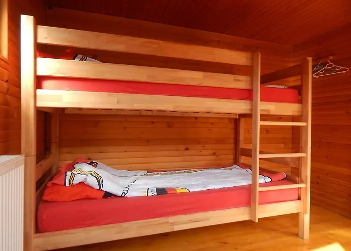 Dzajicaa Buk - Noahs Ark *